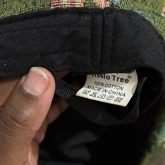 Artistic Green Beret - Picture 3 of 5